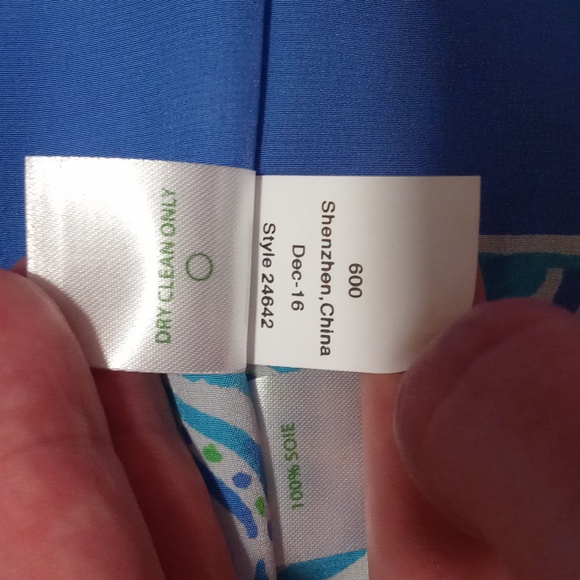 🦄VERY HTF Lilly Pulitzer🦄 - Atlin Silk Caftan - Picture 12 of 15